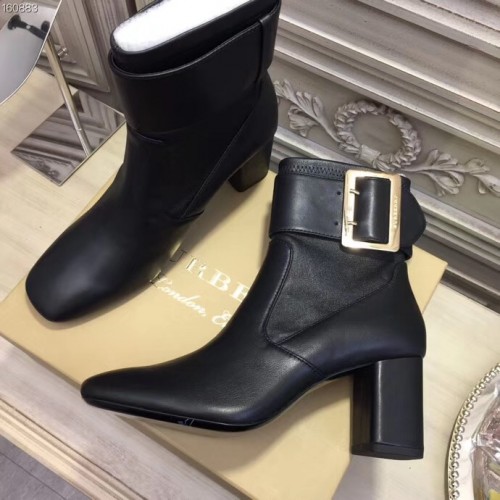 Burberry Booties Matte leather BBRB231136 